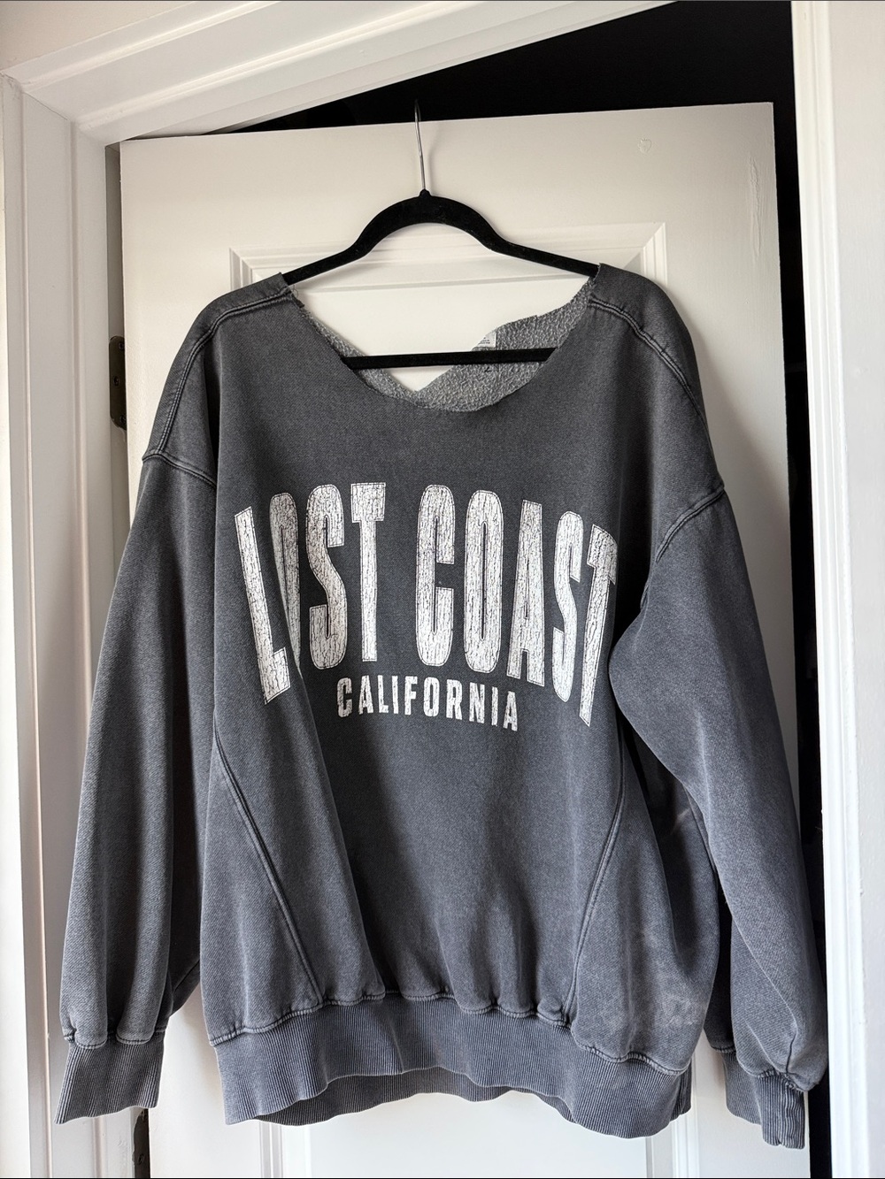 Arizona Jean Company Gray 'Lost Coast California' Pullover Sweatshirt